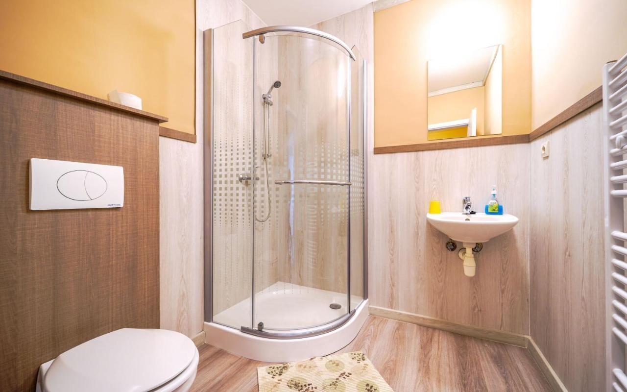 Apartmany Karmon Park Veľký Meder Exteriör bild